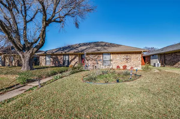 1637 Stroud Lane, Mesquite, TX 75150