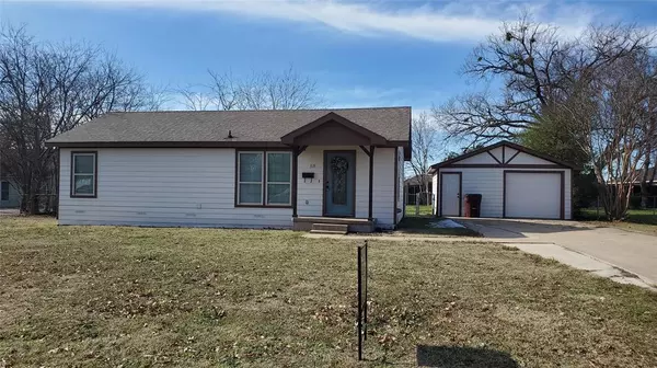 515 Windom Street, Farmersville, TX 75442