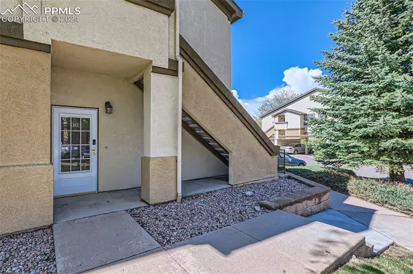 Colorado Springs, CO 80922,3715 Riviera GRV #103