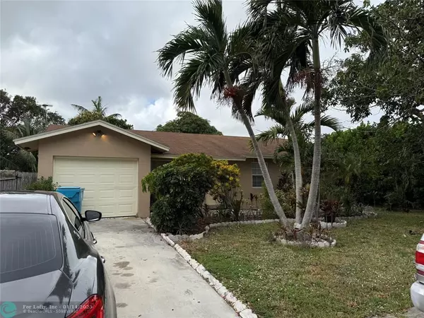 1005 NW 8th St, Boynton Beach, FL 33426