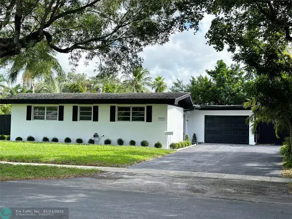 5532 SW 1st St, Plantation, FL 33317