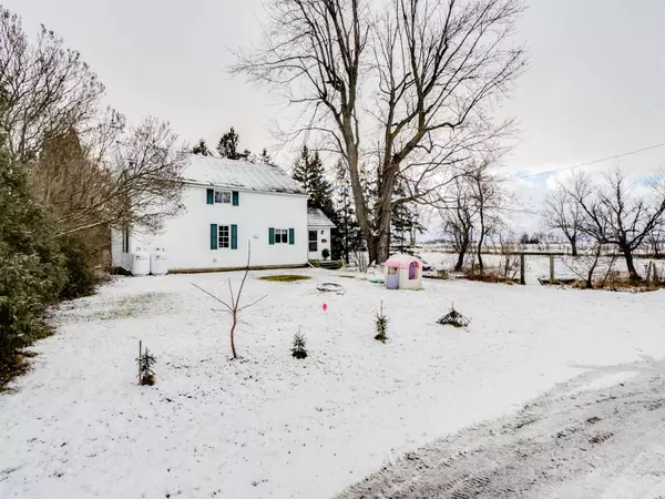 South Glengarry, ON K0C 1E0,21187 CONCESSION 3 RD