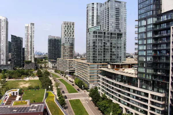 15 Fort York BLVD #1802, Toronto C01, ON M5V 3Y4