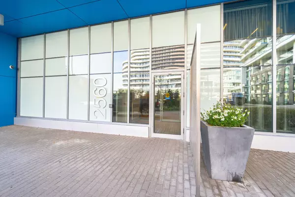 Mississauga, ON L5M 0Y3,2560 Eglinton AVE W #2109