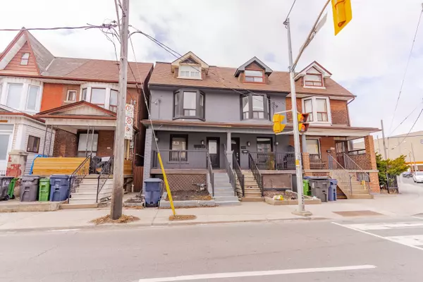 Toronto W02, ON M6G 3V6,1050 Ossington AVE #Upper