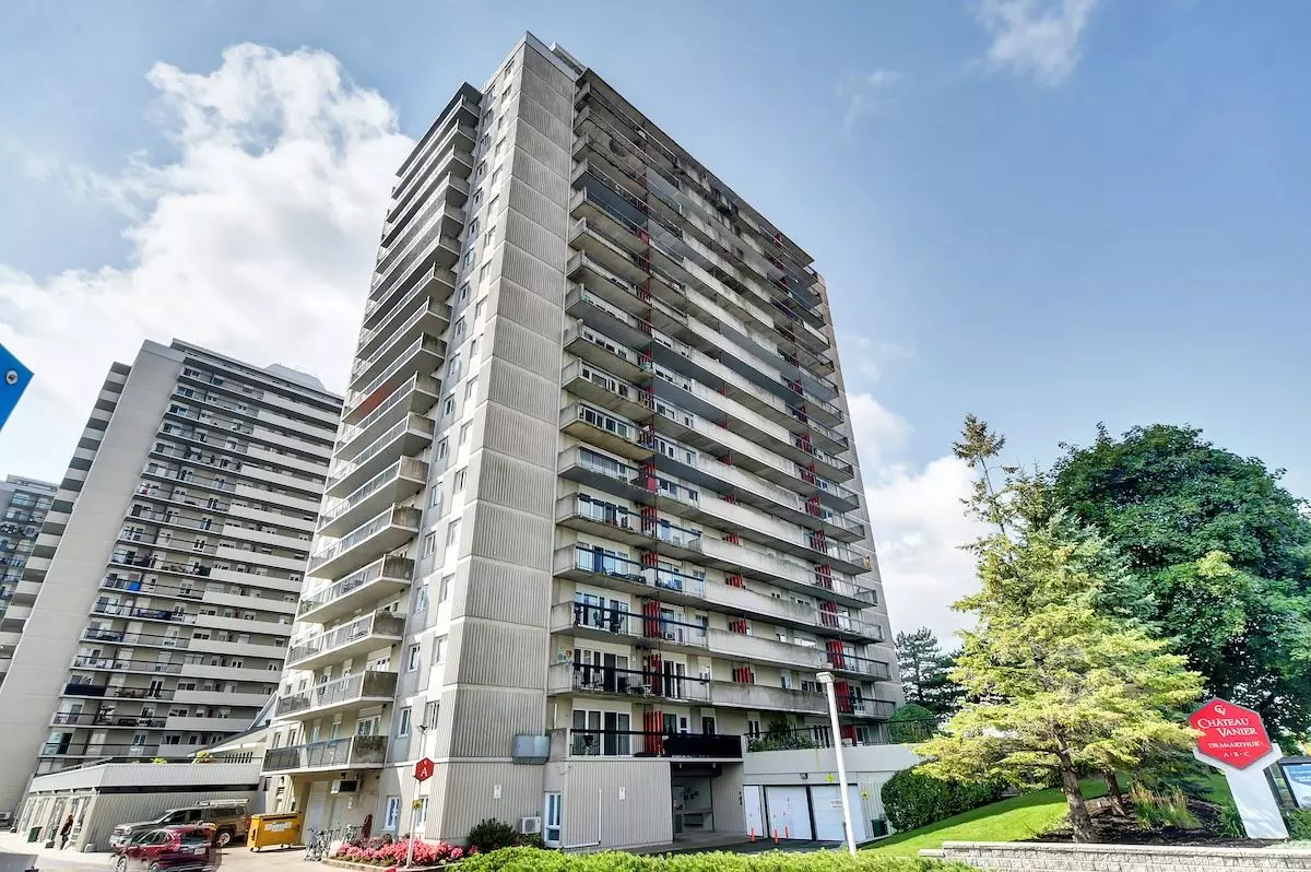 Vanier And Kingsview Park, ON K1L 7E7,158A Mcarthur AVE S #1407