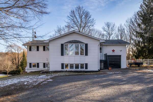 2039 WASHBURN RD, South Frontenac, ON K0H 1X0