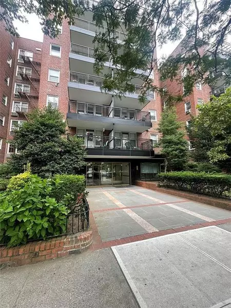 770 Ocean Pkwy #4E, Brooklyn, NY 11230