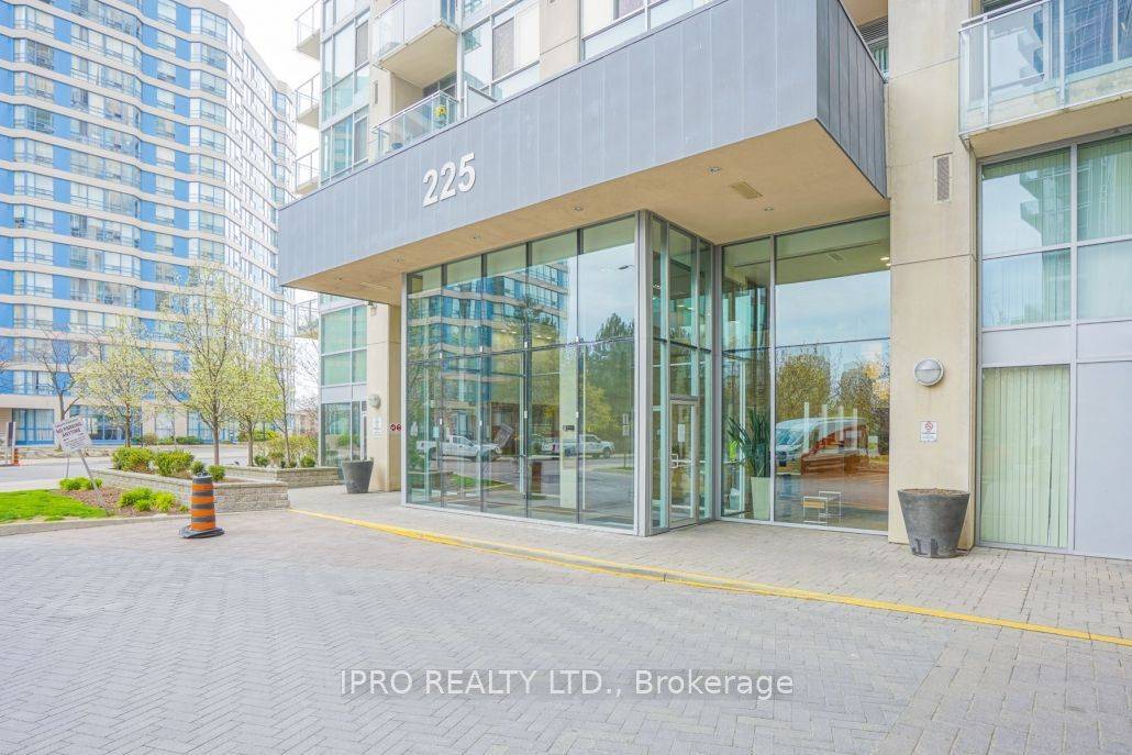 Mississauga, ON L5B 4P2,225 Webb DR #2710