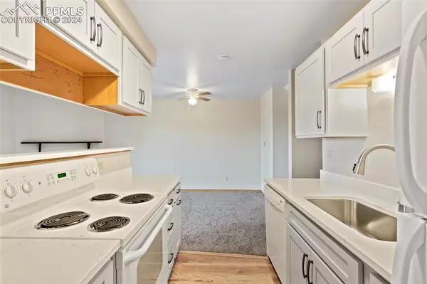 Colorado Springs, CO 80904,2350 Villa Rosa DR