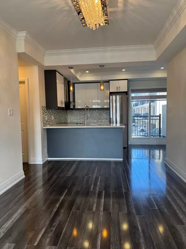 Mississauga, ON L5A 2X4,3071 Cawthra RD #2