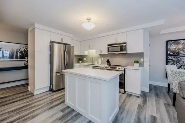 Waterloo, ON N2R 0E2,237 Rachel CRES #C