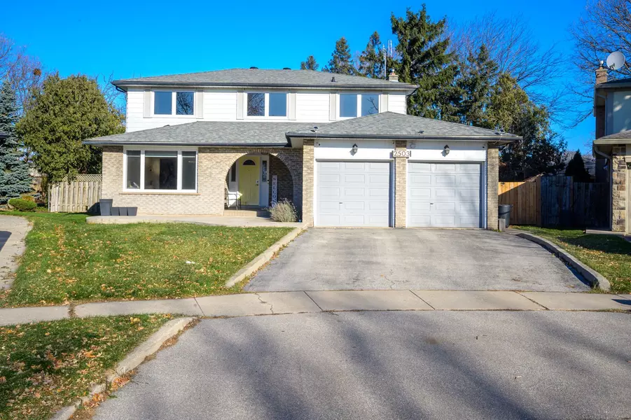 2503 Waterford ST, Oakville, ON L6L 5E5