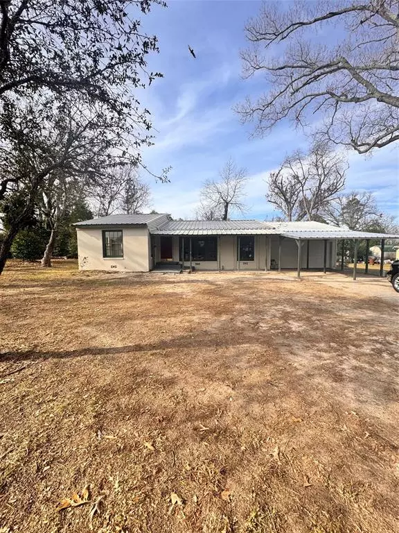 Athens, TX 75751,404 Lindsey Lane