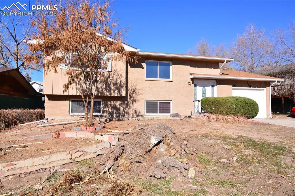 Colorado Springs, CO 80911,618 Rowe LN