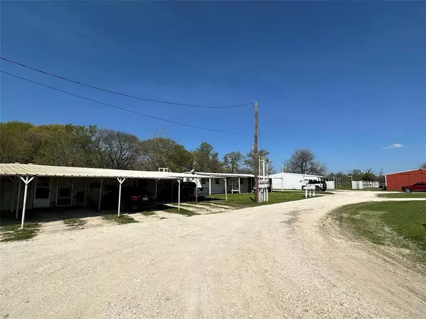 Gainesville, TX 76240,3210 Rural Ranch Road #14