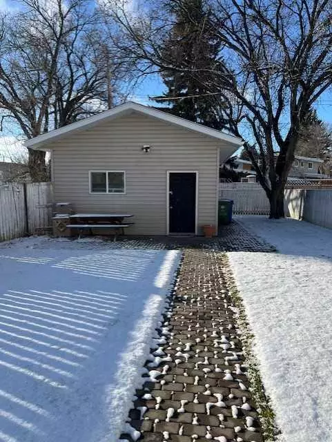 Taber, AB T1G 1M1,5308 52 ST