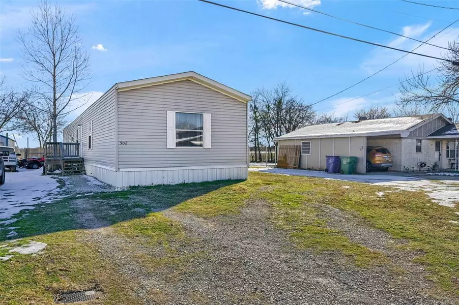 502 Depot Street, Whitesboro, TX 76273