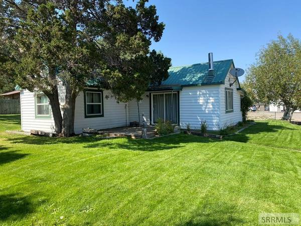 320 N 9th Street, Challis, ID 83226