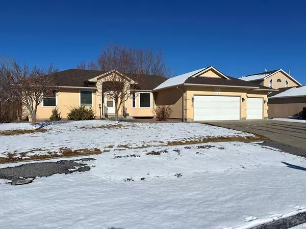 549 S Putter Dr, Pueblo West, CO 81007