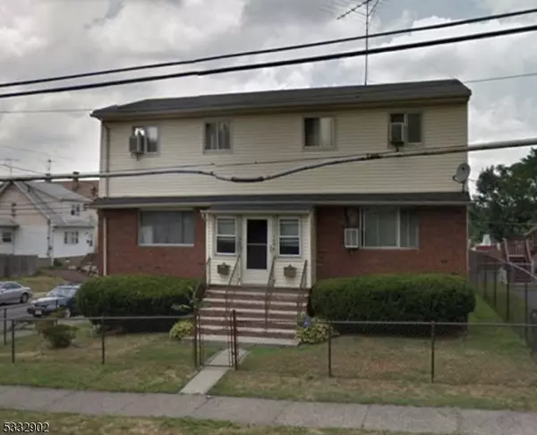 103 Grand St, Paterson City, NJ 07501