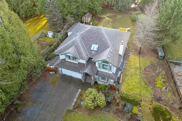 1642 Wilmot Ave, Shawnigan Lake, BC V0R 2W0