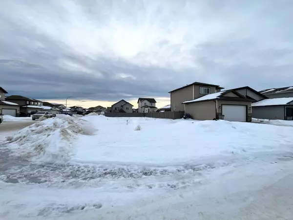 10201 126 AVE, Grande Prairie, AB T8V 6J3