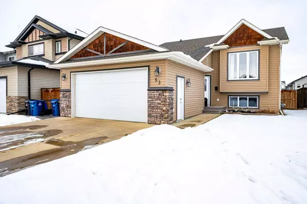 53 Adina Close, Blackfalds, AB T4M0J4