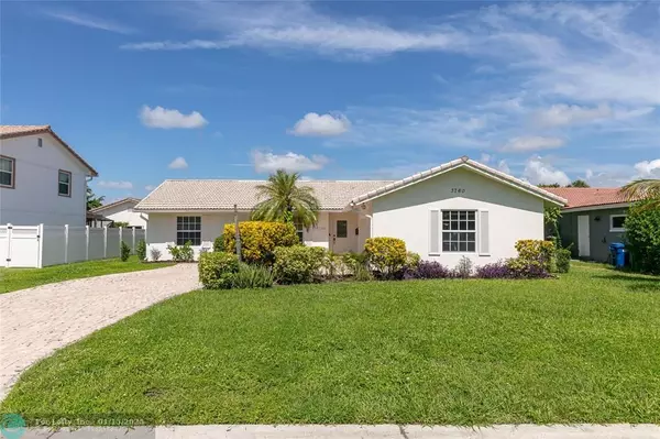 3760 NW 108th Dr, Coral Springs, FL 33065