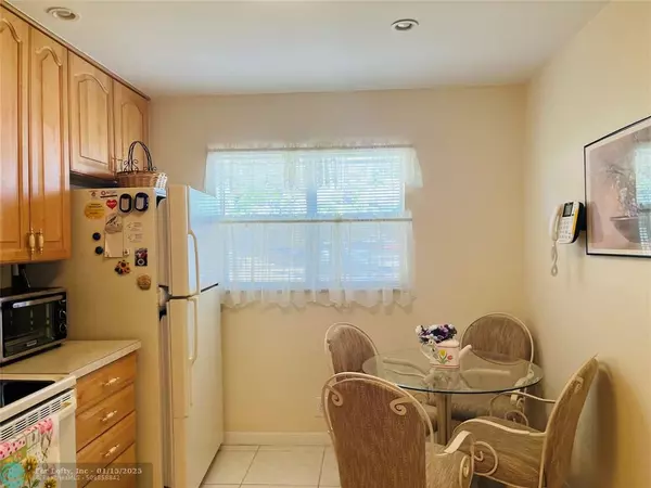 8834 W Mcnab Rd  #107, Tamarac, FL 33321