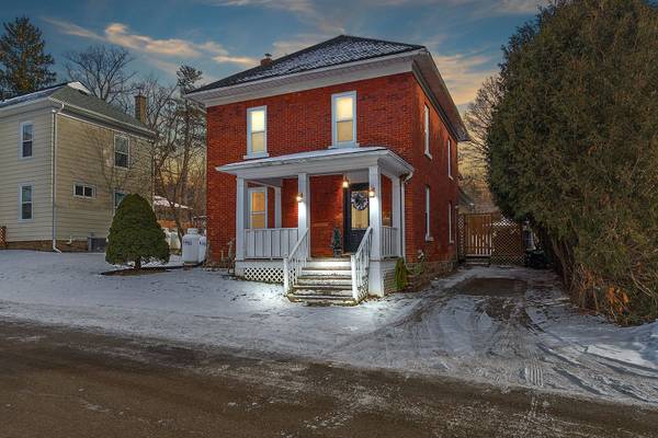 36 William ST, Leeds & Grenville, ON K0E 1G0