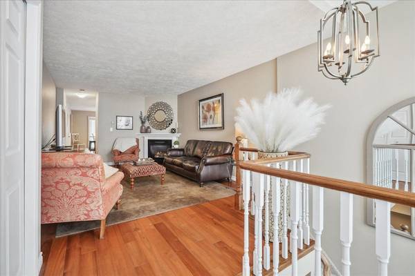 Owen Sound, ON N4K 6Y4,955 9th A AVE E