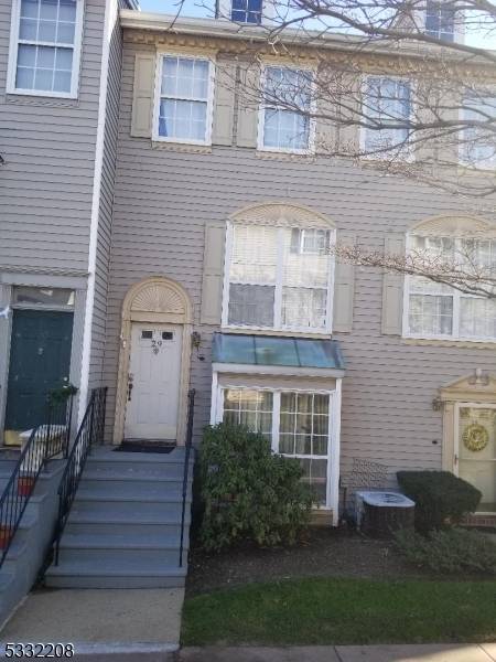 29 Howard Ct, Newark City, NJ 07103