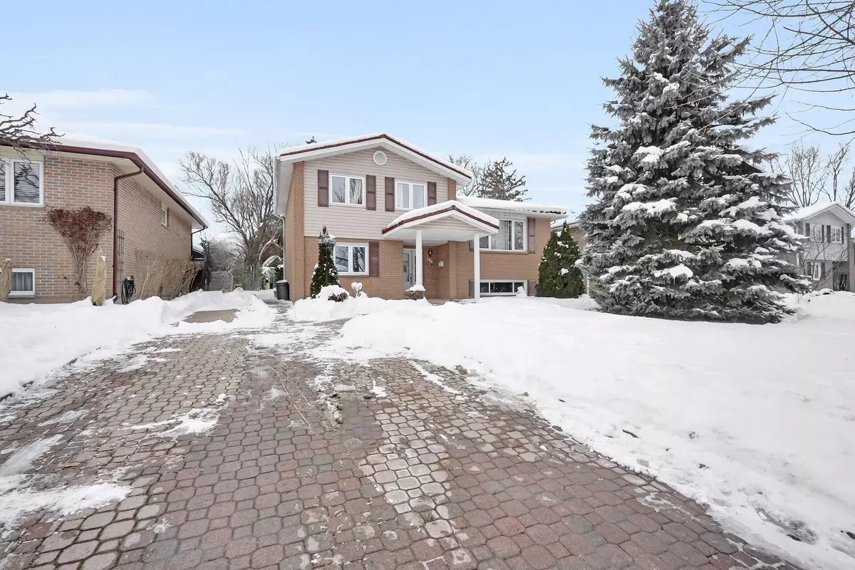 Middlesex, ON N6E 1G8,104 Antrim CRES