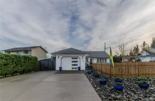 1502 Juniper Dr, Campbell River, BC V9W 7H1