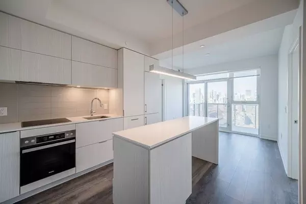 20 Richardson ST #2409, Toronto C08, ON M5A 4J9