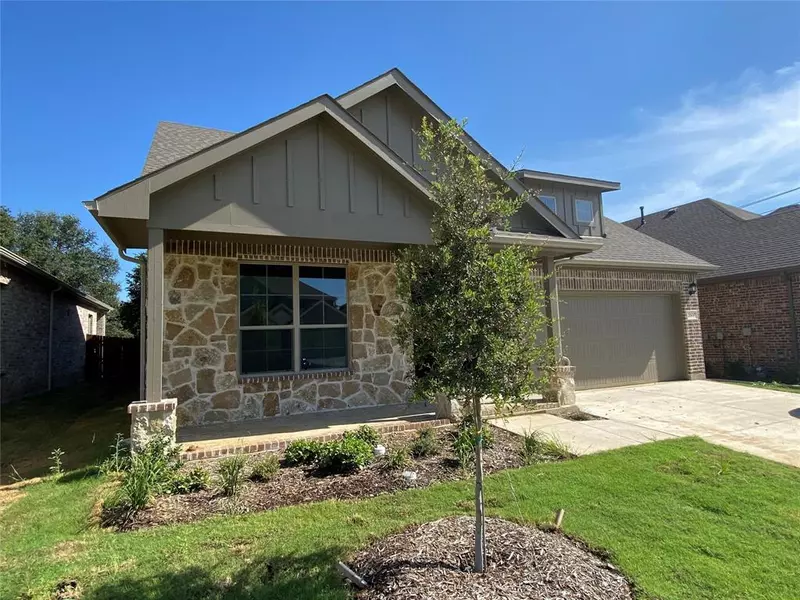 2537 Sakeena Court, Bedford, TX 76022