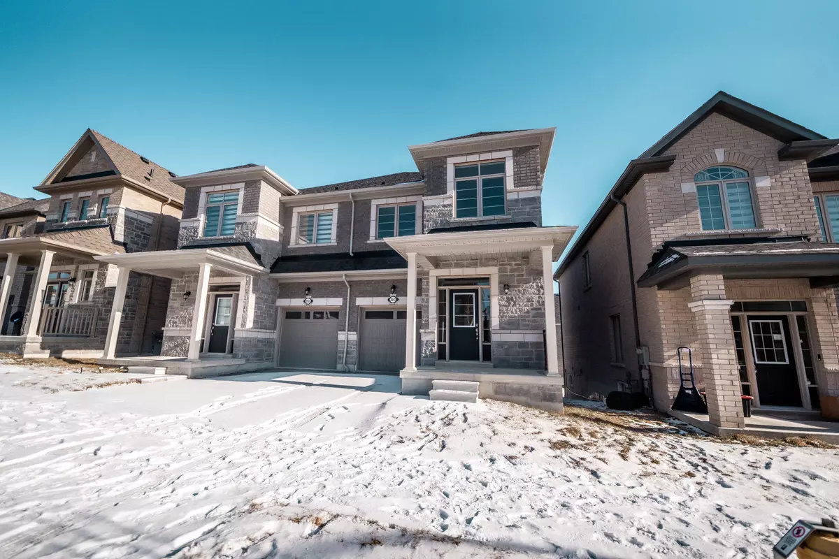 Pickering, ON L1X 2R2,2553 Hibiscus DR