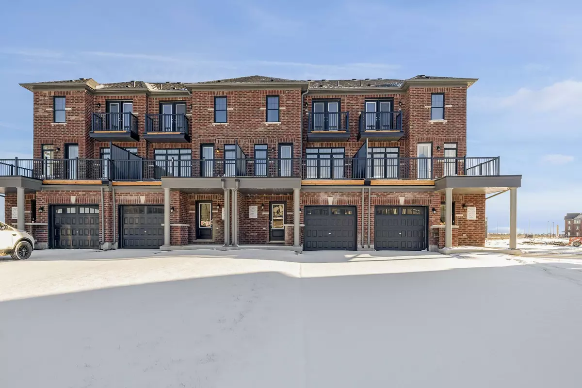 Caledon, ON L7C 1Z9,384 Tim Manley AVE #2