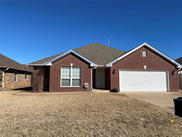 2221 Crooked Oak Drive, Shawnee, OK 74804