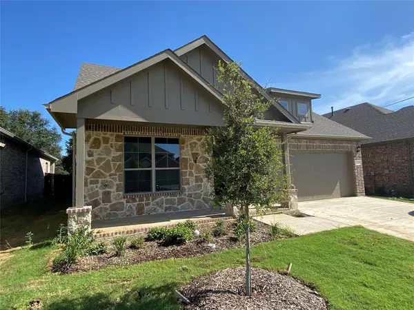 2537 Sakeena Court, Bedford, TX 76022