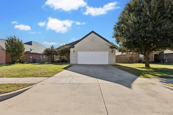 Benbrook, TX 76126,8457 Arroyo Lane