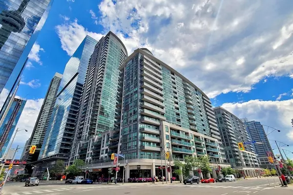 51 Lower Simcoe ST #319, Toronto C01, ON M5J 3A2