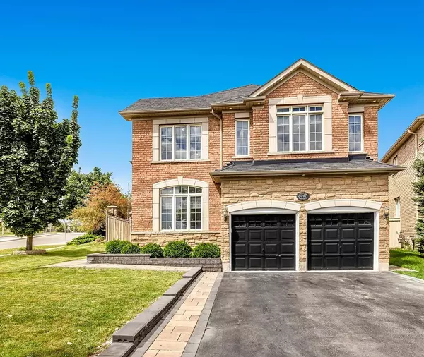 8047 Financial DR, Brampton, ON L6Y 0M9