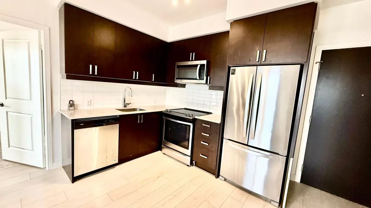 Mississauga, ON L4Z 0C6,8 Nahani WAY #722