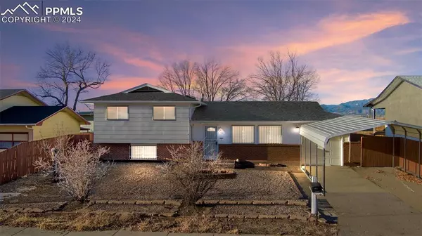 426 Harvard ST, Colorado Springs, CO 80911