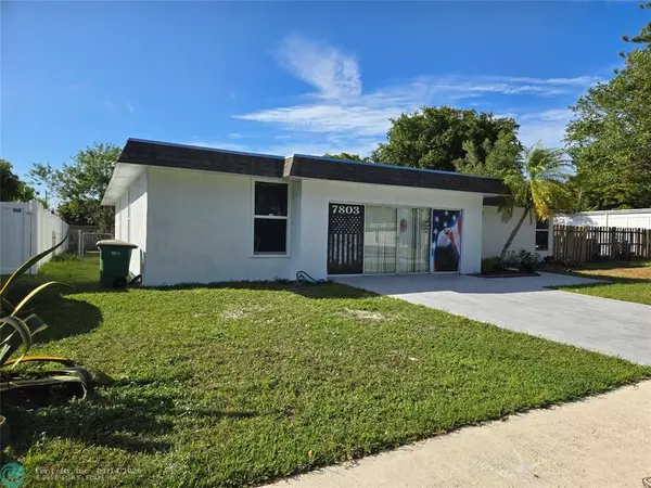 7803 NW 75th Ave, Tamarac, FL 33321