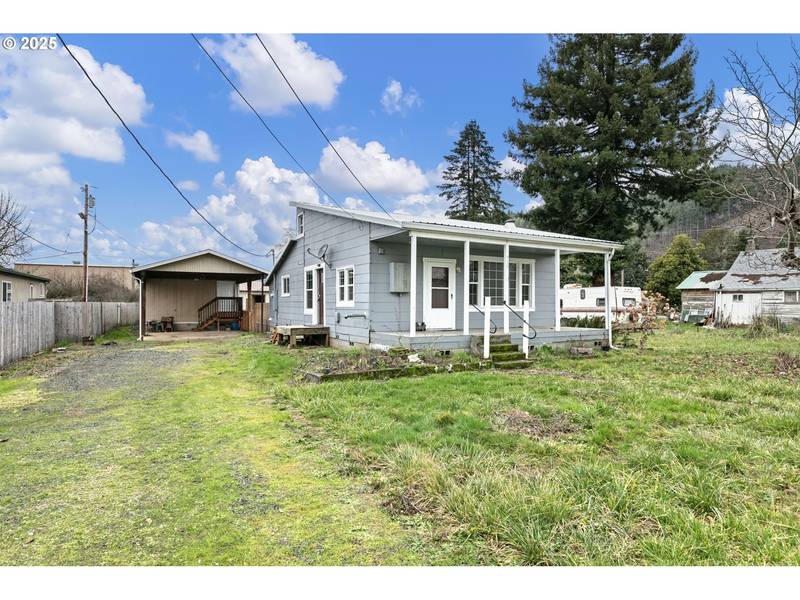 535 ELDER ST, Drain, OR 97435