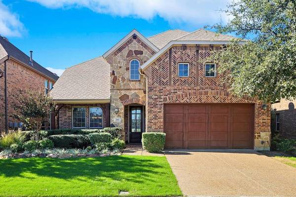 208 Anna Avenue,  Lewisville,  TX 75056