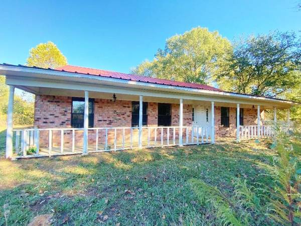 4169 County Road 4415, Annona, TX 75550